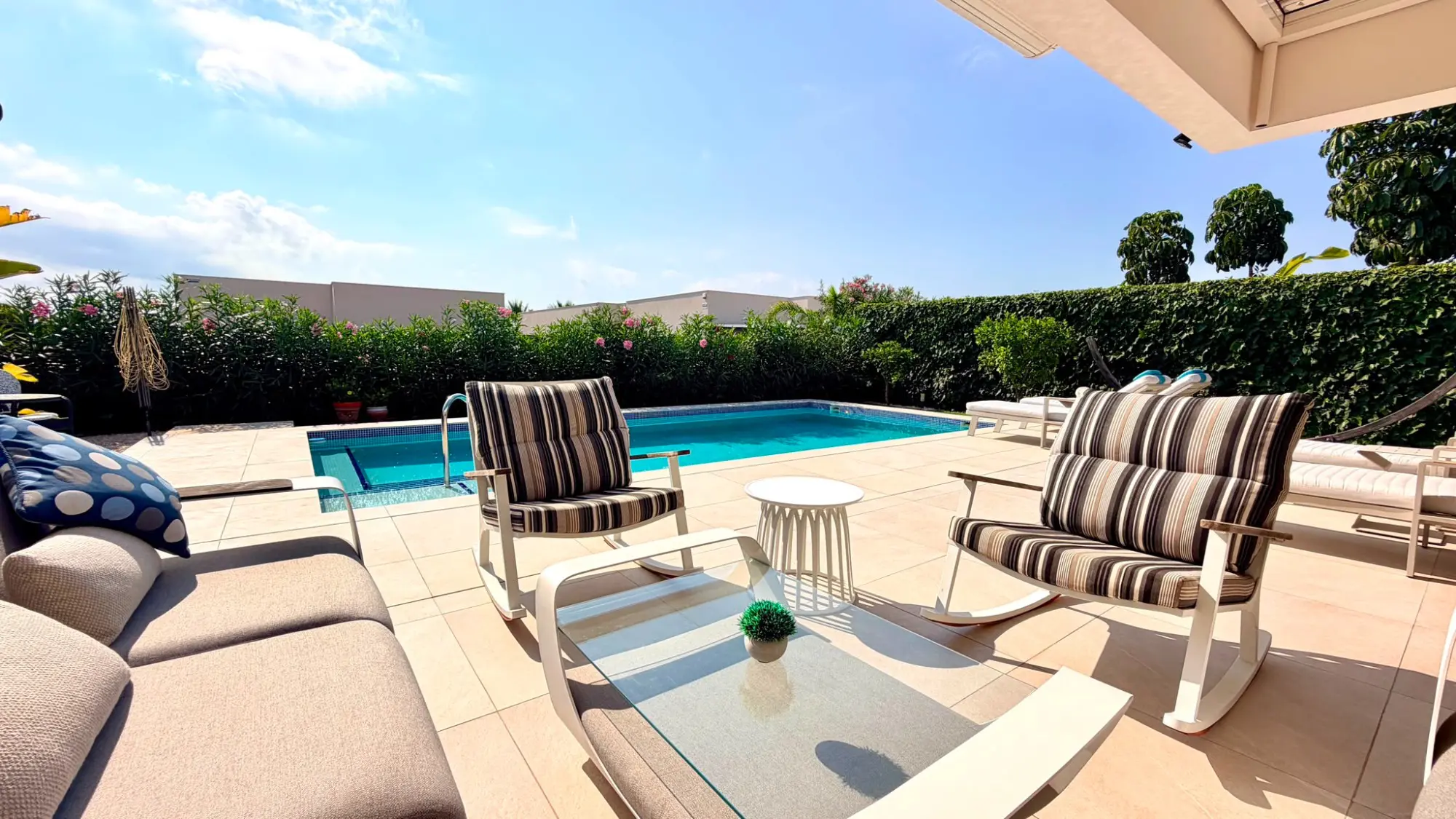 Detached Villa Of 159 M² With In Los Montesinos