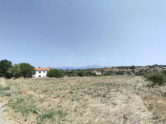 Land Of 4700 M² In The Suburbs Of Thessaloniki