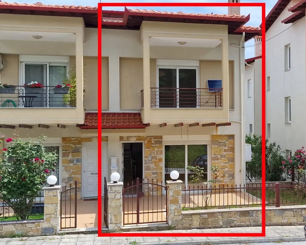 Maisonette Of 181 M² On The Olympic Coast
