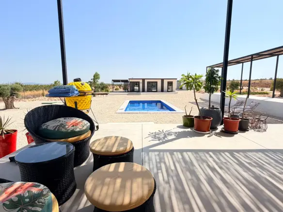 5-bedroom Detached Villa In Pinoso, Spain (255 M²)
