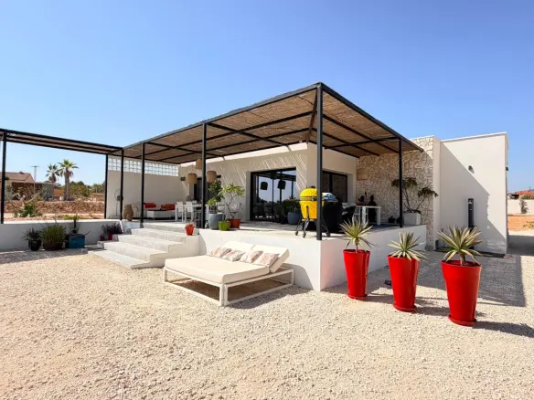 5-bedroom Detached Villa In Pinoso, Spain (255 M²)