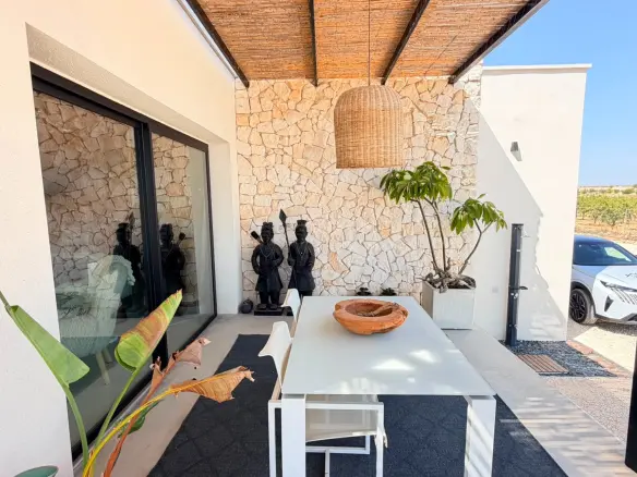 5-bedroom Detached Villa In Pinoso, Spain (255 M²)