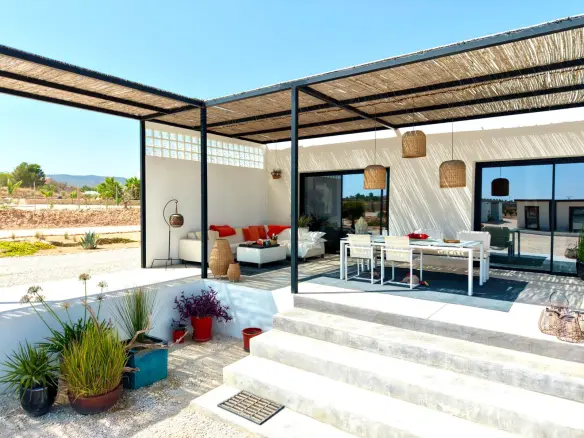 Detached Villa Of 255 M² In Pinoso, Spain