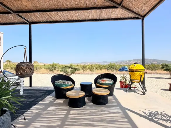 5-bedroom Detached Villa In Pinoso, Spain (255 M²)
