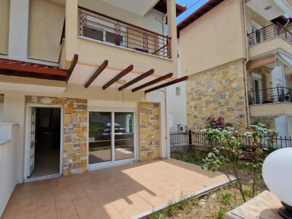 Maisonette Of 181 M² On The Olympic Coast
