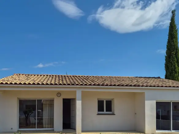 2-bedroom House In Limoux, France (79 M²)