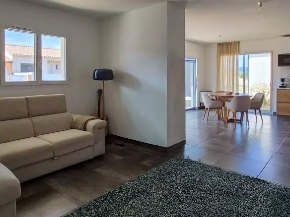 2-bedroom House In Limoux, France (79 M²)