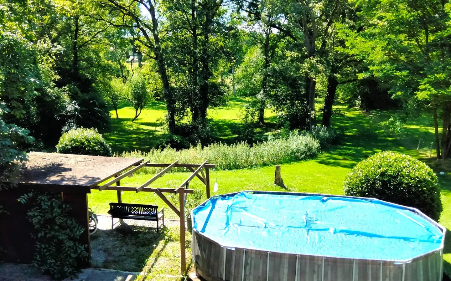 5-bedroom Country House In Pressac, France (156 M²)