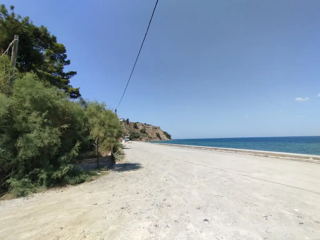 Land Of 5500 M² In The Suburbs Of Thessaloniki