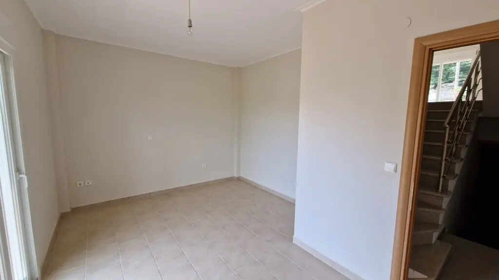 Maisonette Of 181 M² On The Olympic Coast