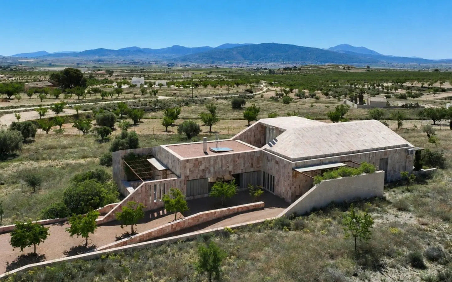 Detached Villa Of 225 M² In Pinoso, Spain