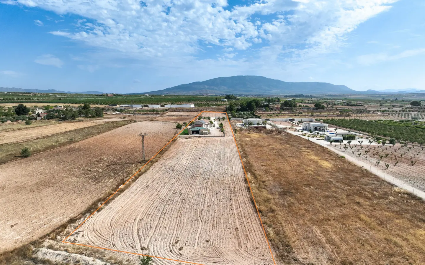 3-bedroom Detached Villa In Pinoso, Spain (112 M²)
