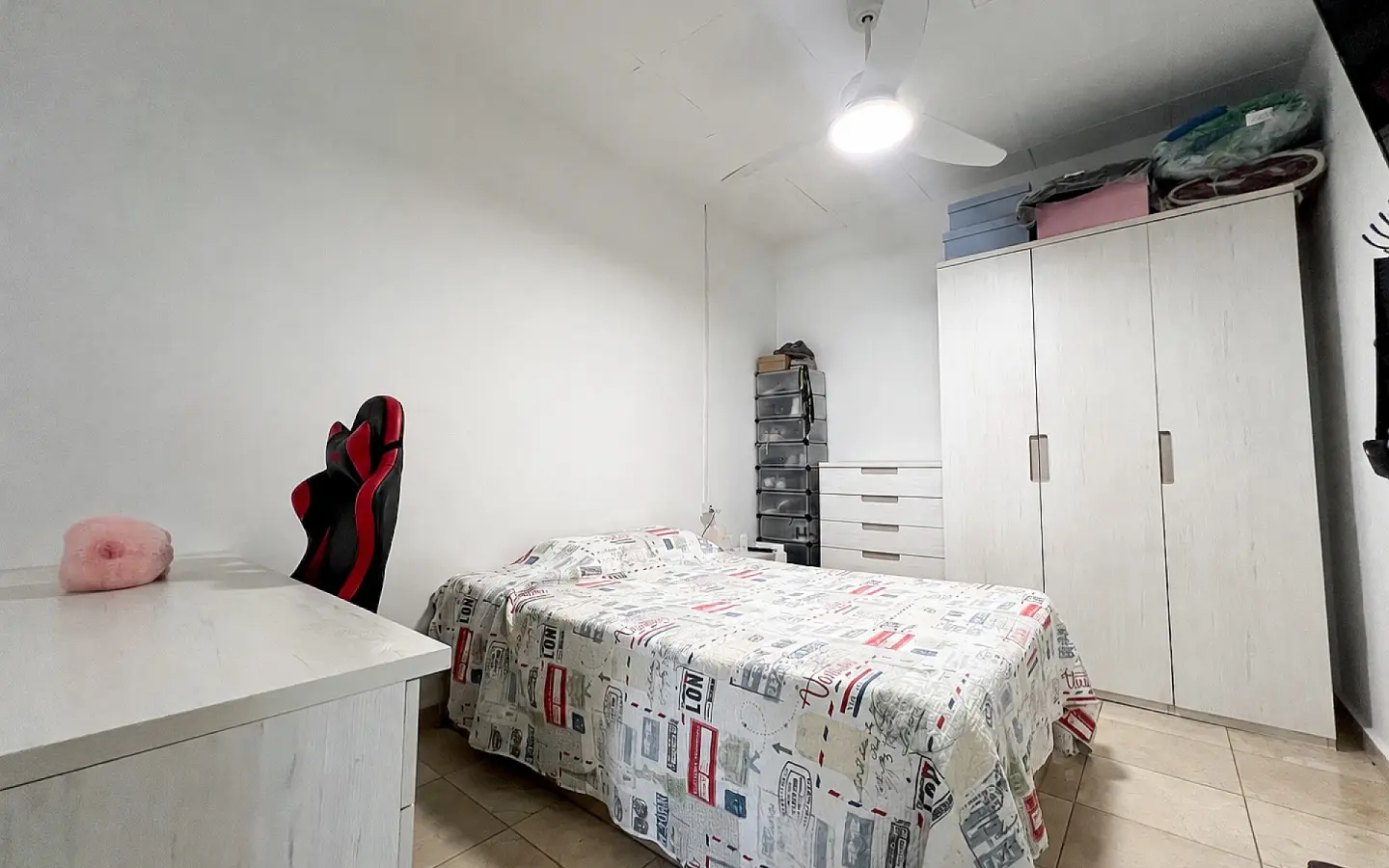3-bedroom Townhouse In Pinoso, Spain (182 M²)