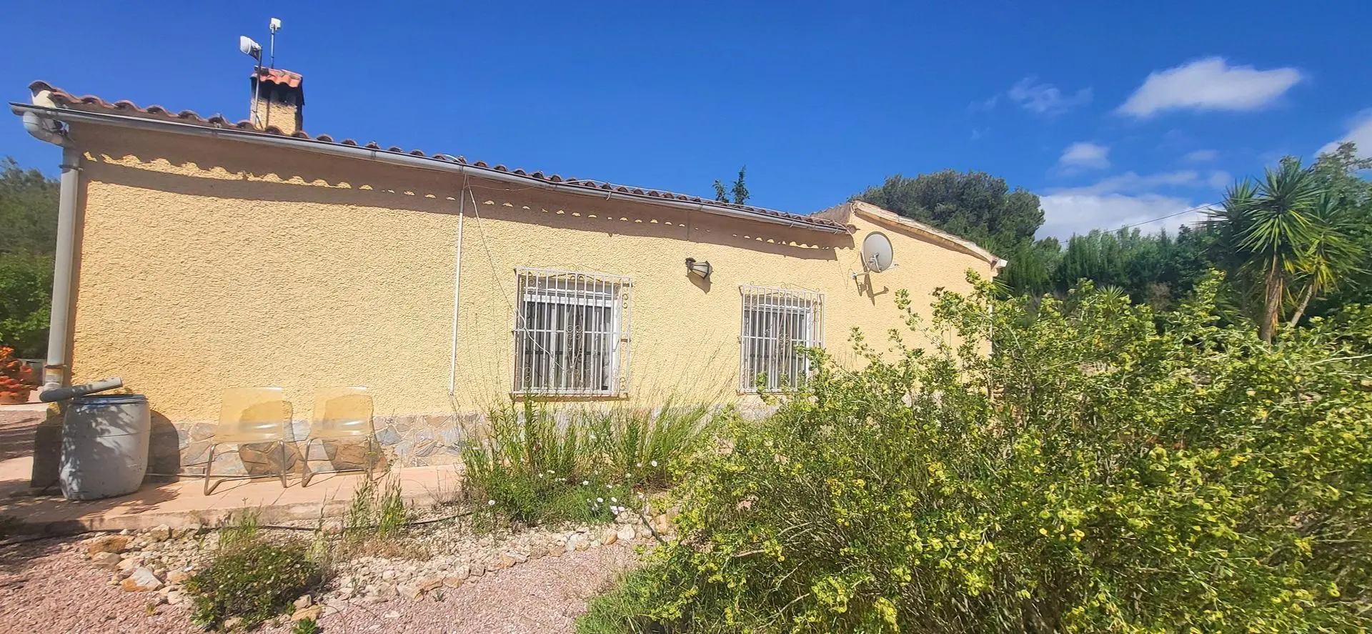 Detached Villa Of 157 M² With Garden In Hondón De Las Nieves