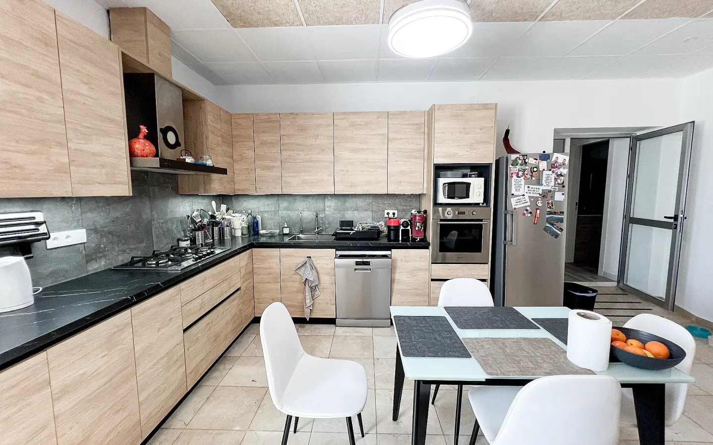 3-bedroom Townhouse In Pinoso, Spain (182 M²)