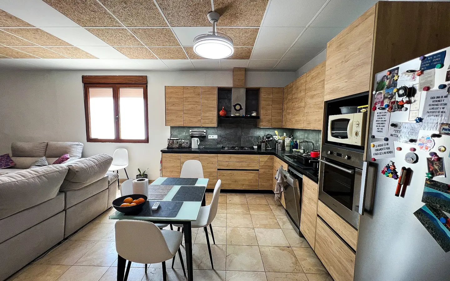 3-bedroom Townhouse In Pinoso, Spain (182 M²)