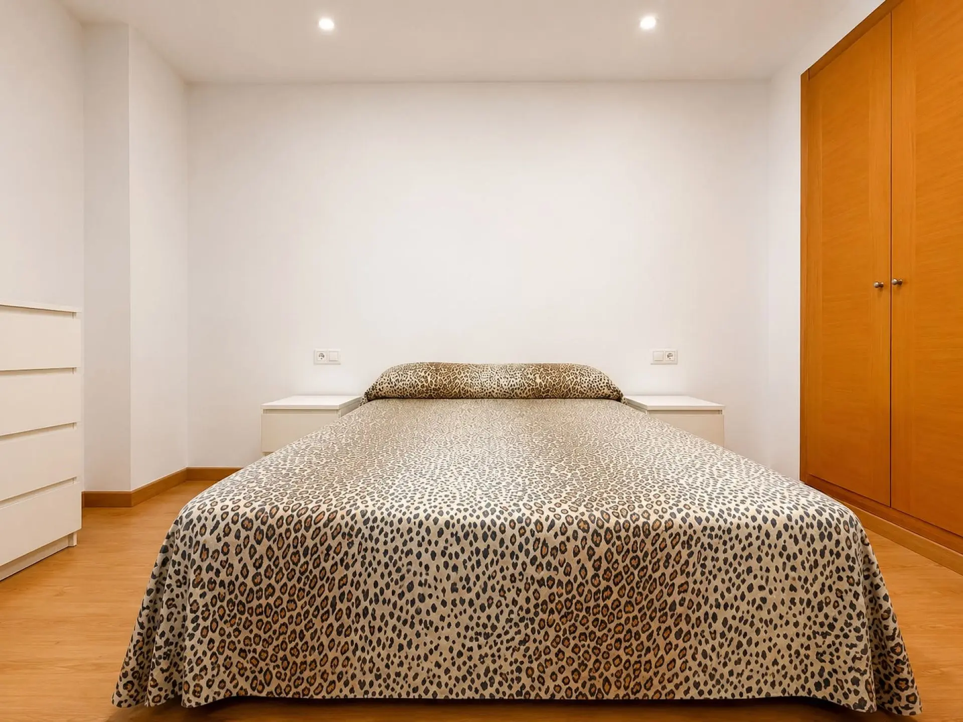 Apartment Of 60 M² In Elda, Spain
