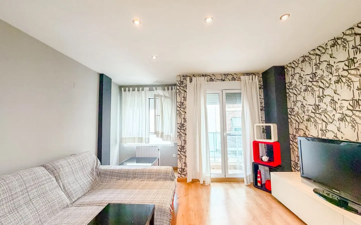 Apartment Of 60 M² In Elda, Spain