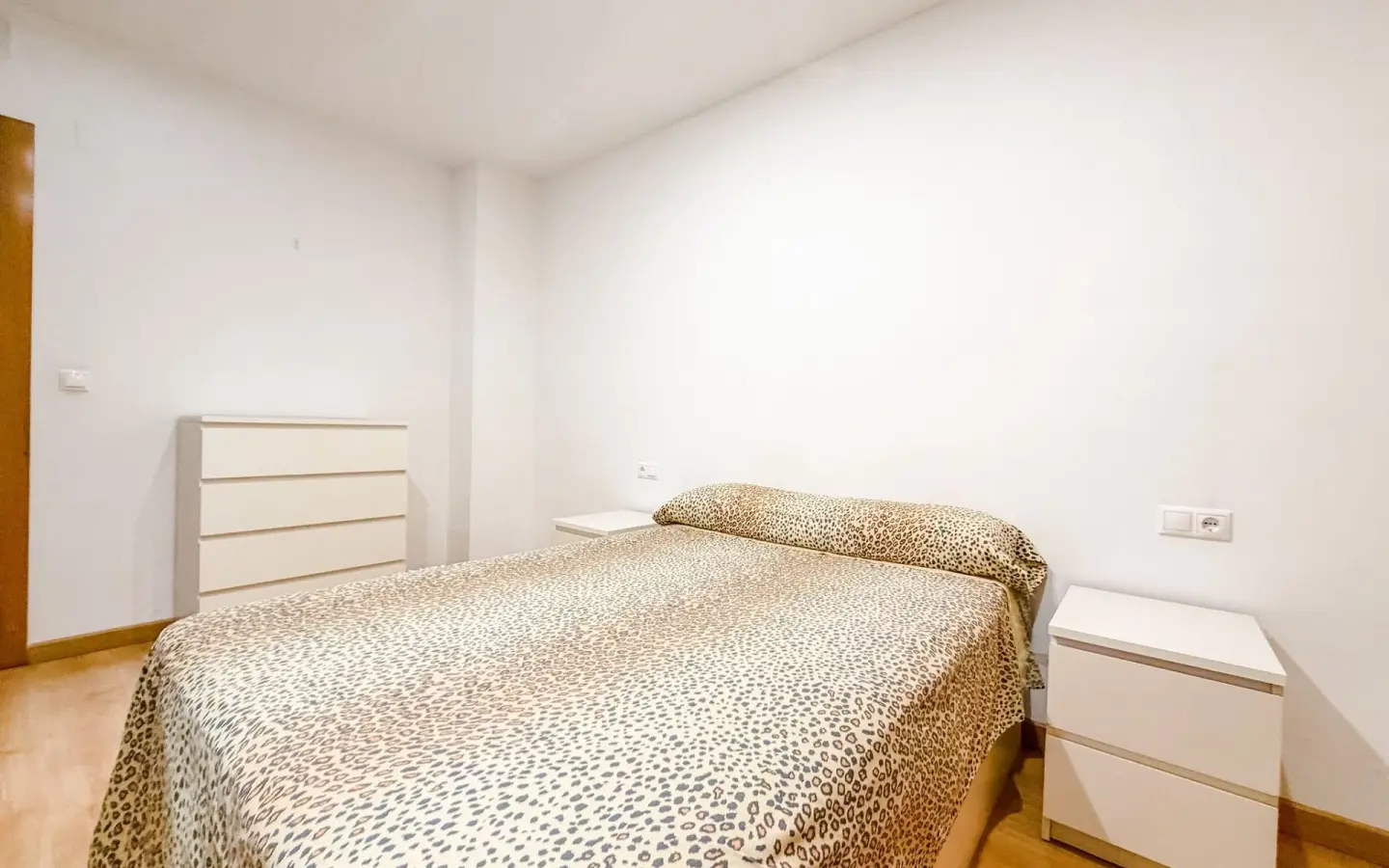 Apartment Of 60 M² In Elda, Spain