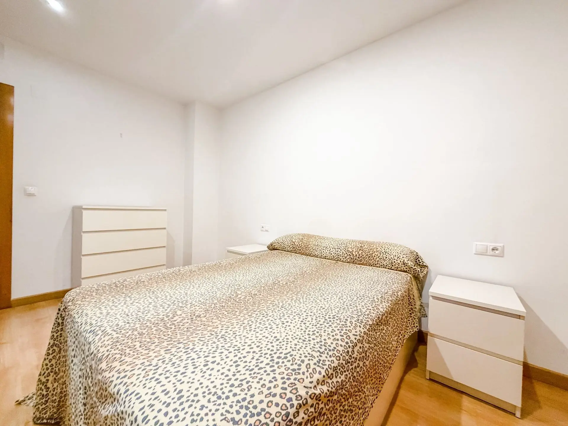 Apartment Of 60 M² In Elda, Spain