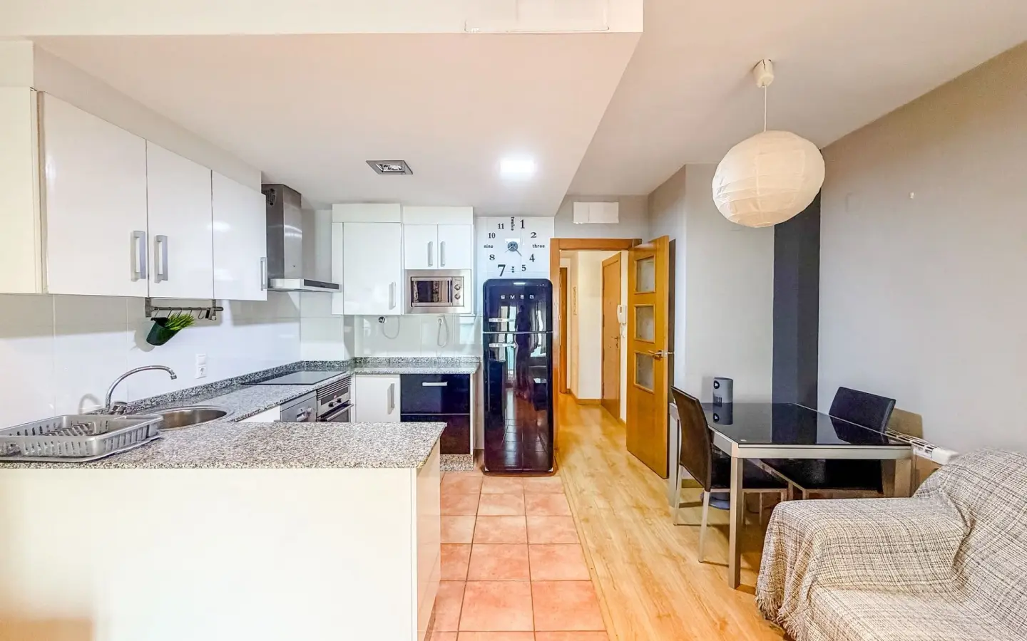 Apartment Of 60 M² In Elda, Spain