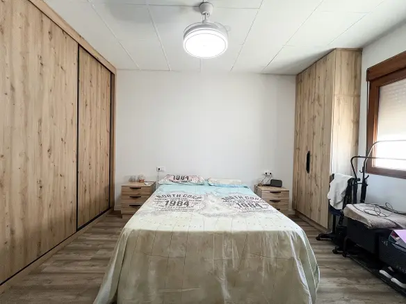 3-bedroom Townhouse In Pinoso, Spain (182 M²)
