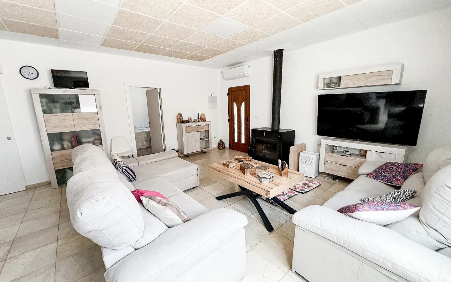 3-bedroom Townhouse In Pinoso, Spain (182 M²)