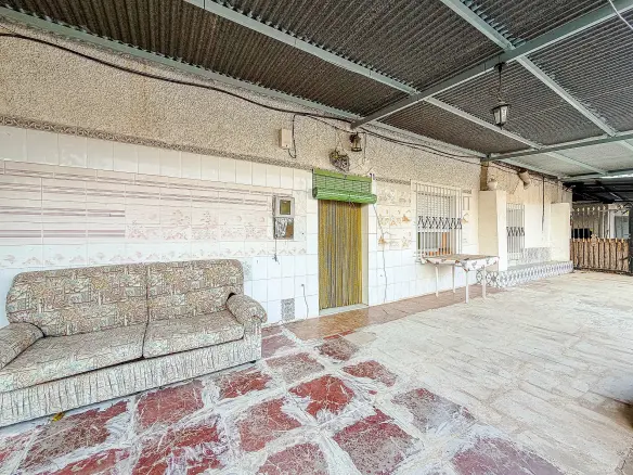 3-bedroom Country House In Abanilla, Spain (134 M²)