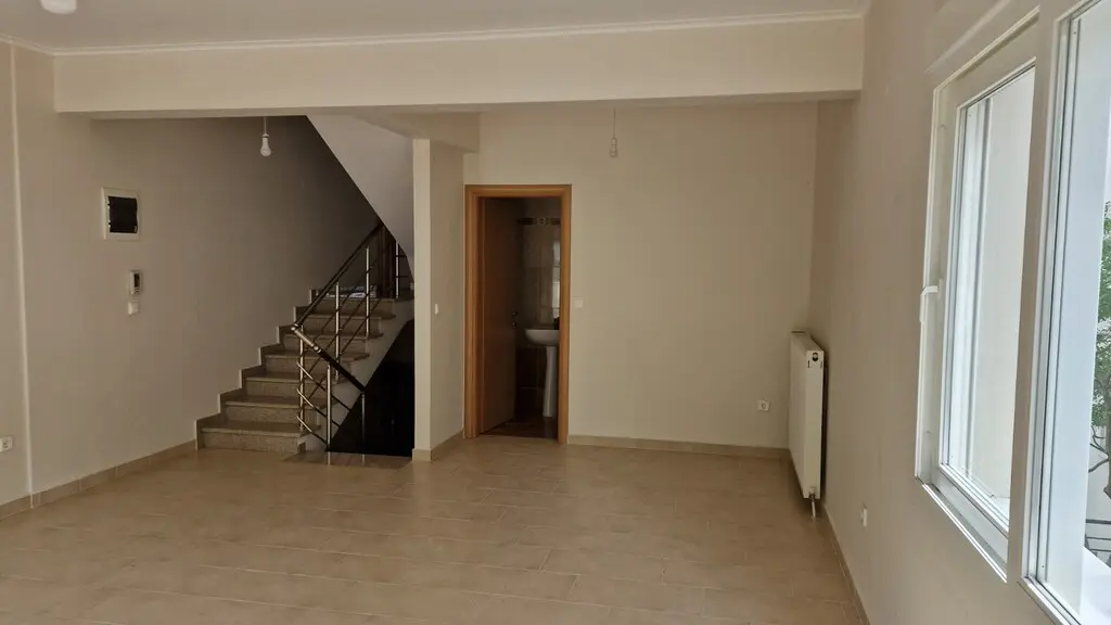 Maisonette Of 181 M² On The Olympic Coast