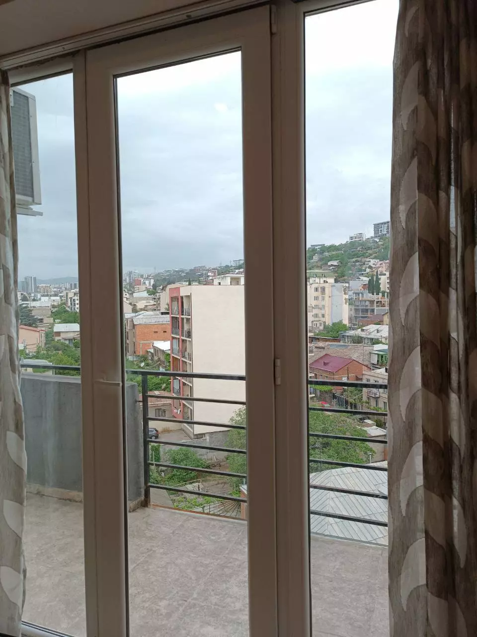 Apartment Of 127 M² In Saburtalo Tbilisi, Georgia