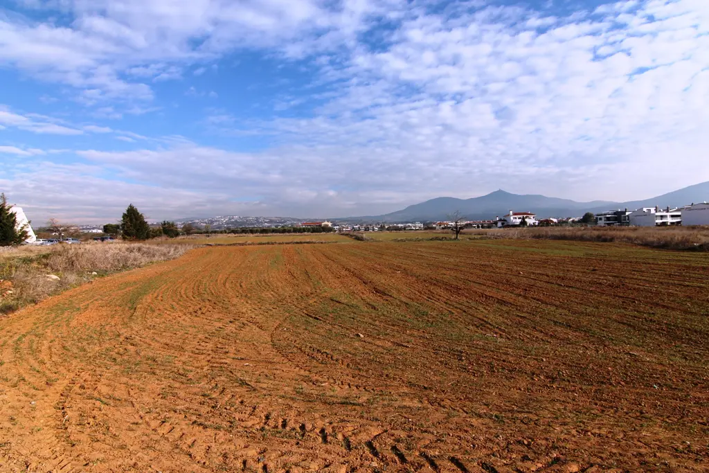 Land Of 6938 M² In Thessaloniki