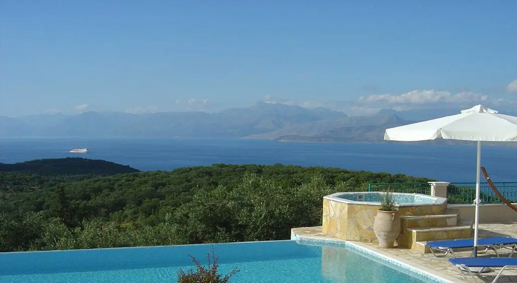 Villa Of 303 M² In Corfu