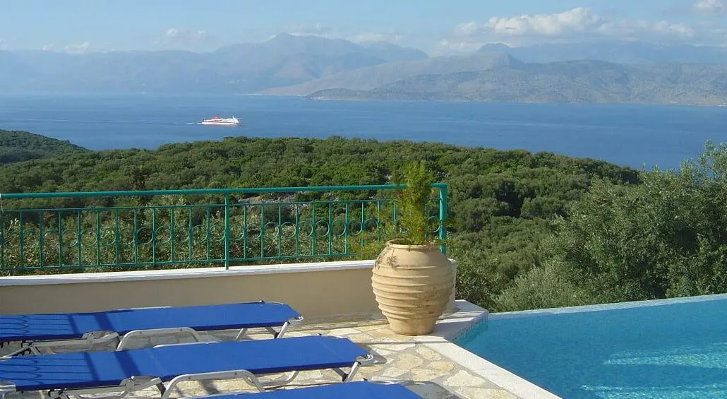 Villa Of 303 M² In Corfu