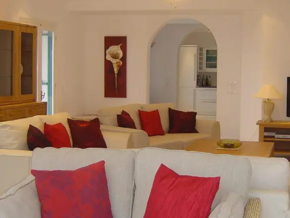 Villa Of 303 M² In Corfu