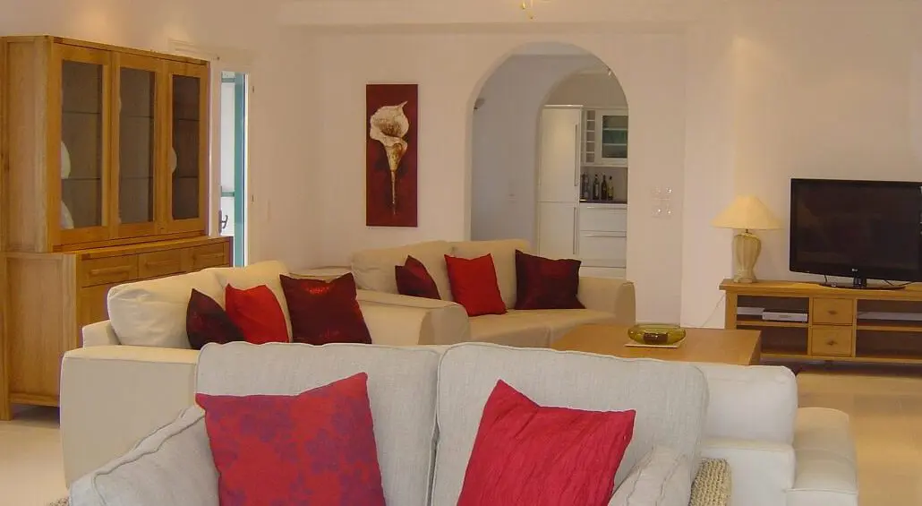 Villa Of 303 M² In Corfu