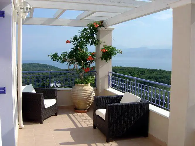 Villa Of 296 M² In Corfu