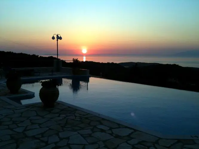 Villa Of 296 M² In Corfu