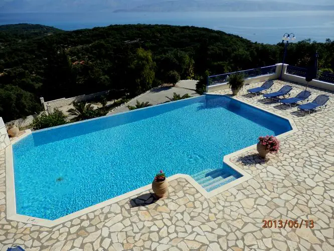 Villa Of 296 M² In Corfu