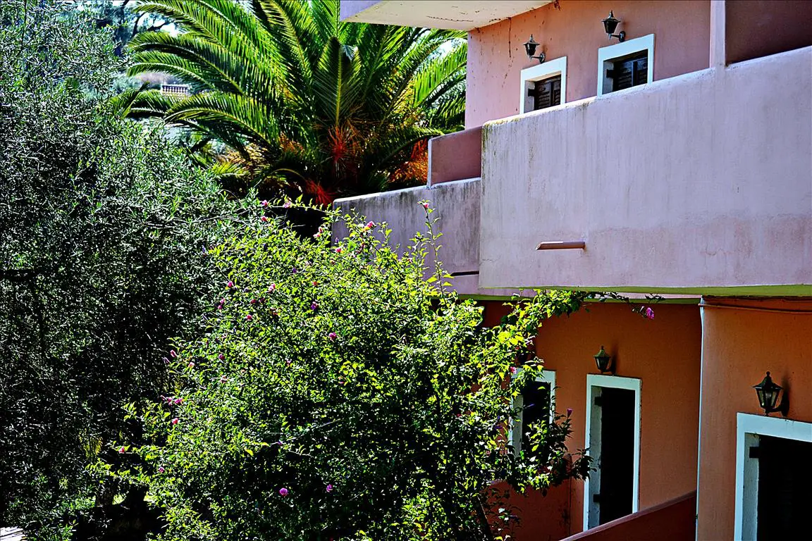 Hotel Of 407 M² In Corfu