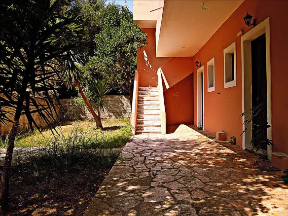 Hotel In Corfu, Greece (407 M²)