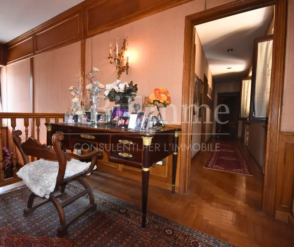 11 Villa Of 230 M² With Garden In Cavallermaggiore