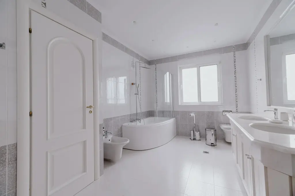 Villa Of 810 M² In Athens
