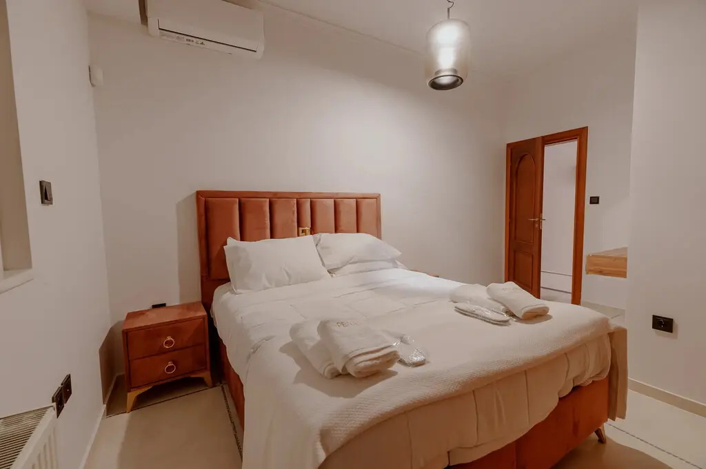 Villa Of 810 M² In Athens