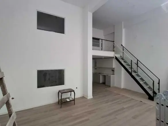 Flat Of 94 M² In Athens