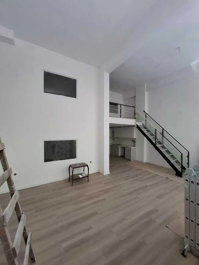 Flat Of 94 M² In Athens
