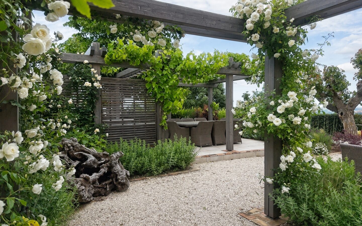 A Prestigious Property Blending Modern Luxury With Authentic Rural Charm In San Lorenzo, Treia