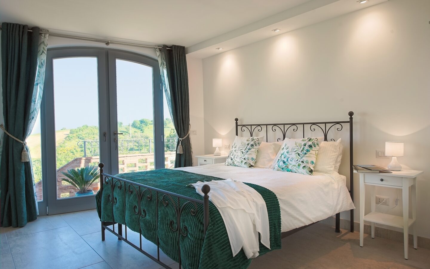 A Prestigious Property Blending Modern Luxury With Authentic Rural Charm In San Lorenzo, Treia