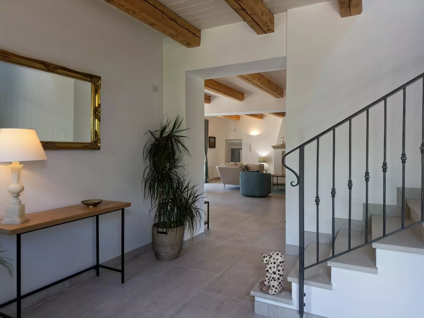 A Prestigious Property Blending Modern Luxury With Authentic Rural Charm In San Lorenzo, Treia