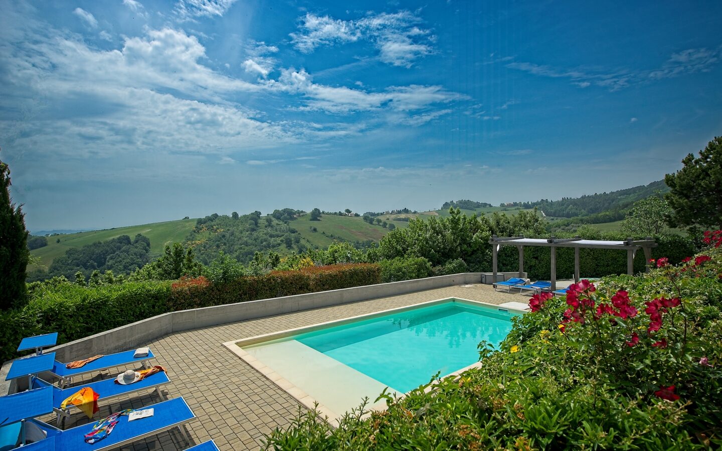 A Prestigious Property Blending Modern Luxury With Authentic Rural Charm In San Lorenzo, Treia