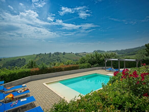 A Prestigious Property Blending Modern Luxury With Authentic Rural Charm In San Lorenzo, Treia